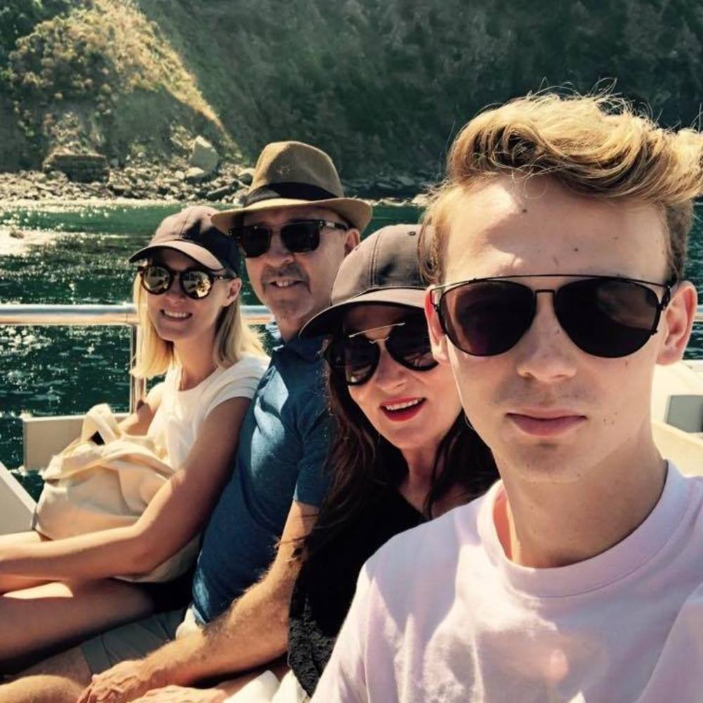 Meet your Posher, Taiya